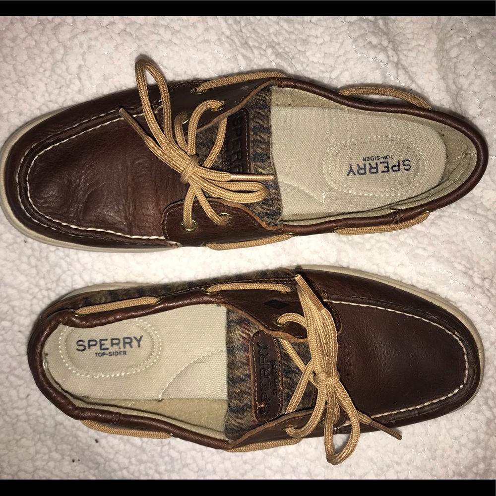 Sperry boat shoes